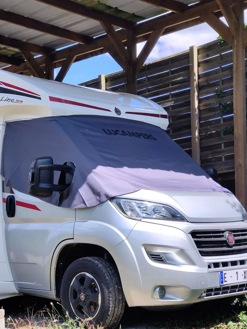 Accessoires camping-car occultant thermique extérieur Ducato 6° série à  partir de 2014 : : Auto et moto